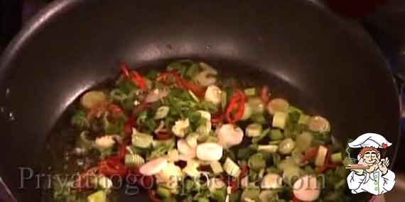 овощи на сковородке