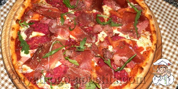 Пицца с мясом